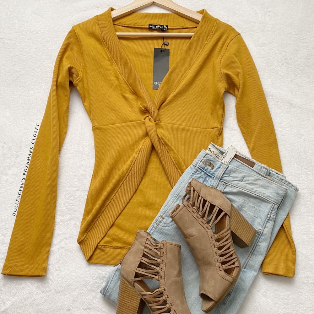 NWT Nasty Gal Mustard Ribbed Cinched Center Pullover Top